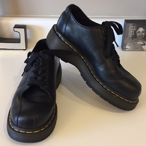 Dr. Martens Shoes - Dr. Martens model 3A54 black platform shoes, Sz 8